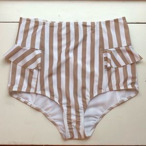 Kortni Jeane Gold Stripe Side Ruffle Bottoms
